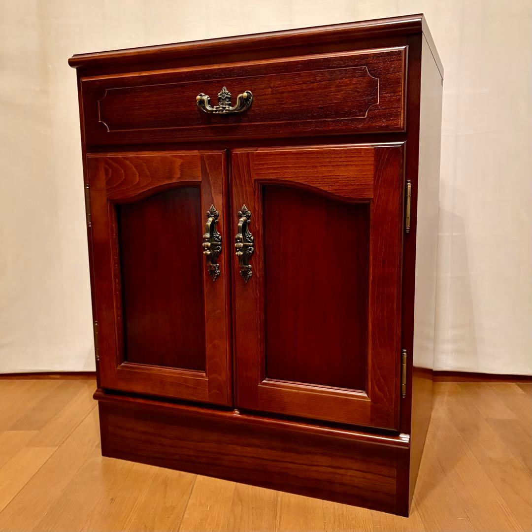 【karimoku】\"コロニアル\"キャビネットQC1905NK(2009年製)