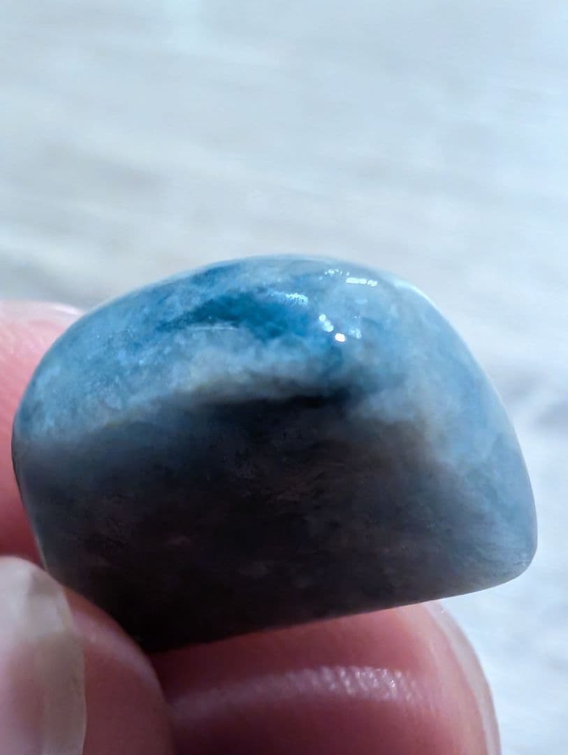 コン沢　糸魚川　小滝川　翡翠　上質　透過良好　青翡翠