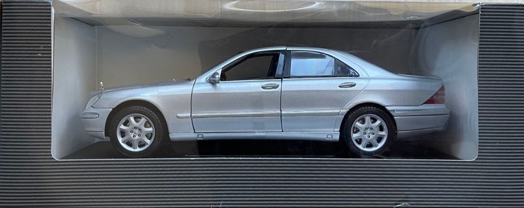 絶版新品　メルセデス-ベンツ/1/18 S-Cクラス　シルバー