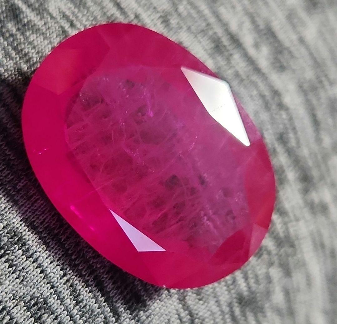 貴重珍品！巨大フラックス法ルビー 63.218ct