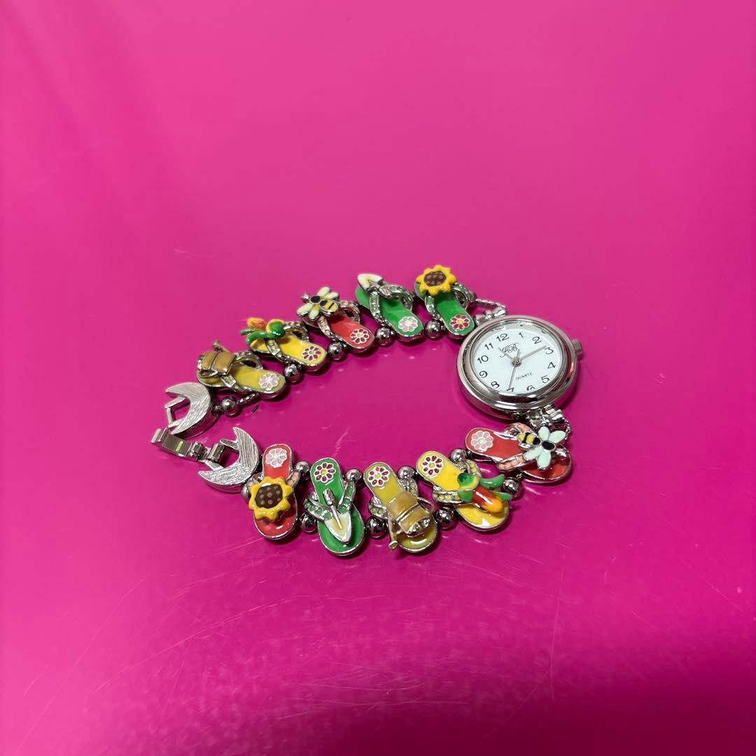 新品　未使用品　カラフルな花と靴のデザイン腕時計