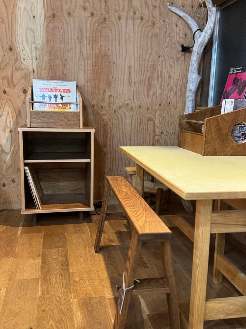 レコードオープンシェルフ レコード、アンプ、レコードプレーヤーなどの収納