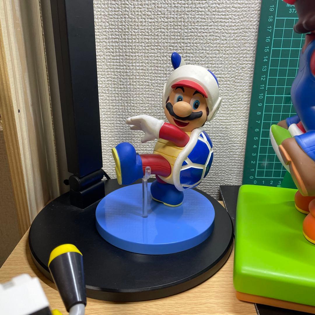 マリオキャラクター フィギュアセットとカート