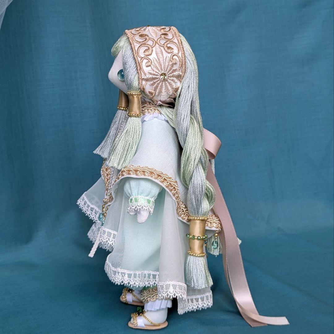 煌めく水の瞳の子　アートドール　ハンドメイドドール