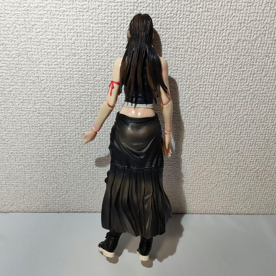 ☆　ファイナルファンタジーフィギュア　FF7　ティファ　プレイアーツ改　☆