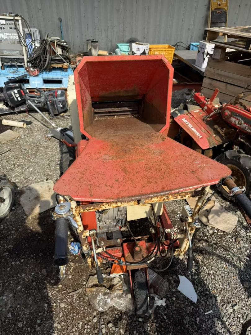 福岡県みやま市】ヤマモト製作所 CP-300J 自走式 エンジンチッパー裁断