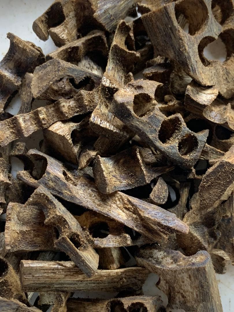 極上緑油伽羅 沈香原木 香木 重さ:50g