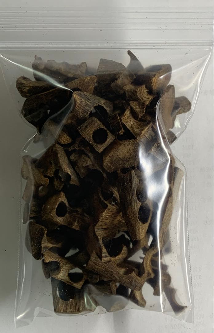 極上緑油伽羅 沈香原木 香木 重さ:50g