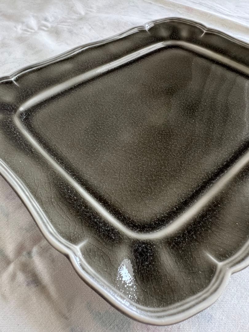 阿部慎太朗 花形リム皿 スクエア 長方形陶器皿 - メルカリ