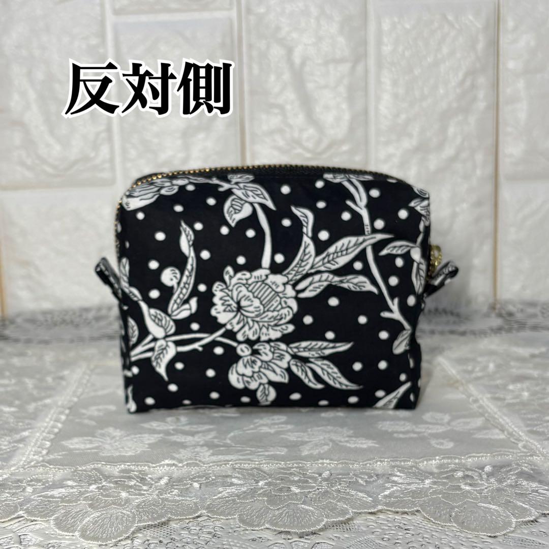 スクエアポーチ　リバティマロリー　ブラック　ハンドメイド