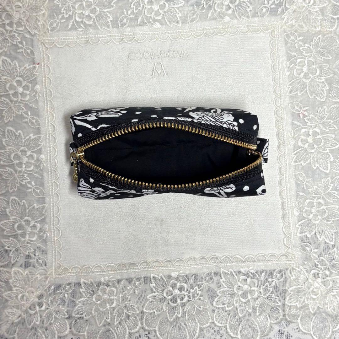 スクエアポーチ　リバティマロリー　ブラック　ハンドメイド