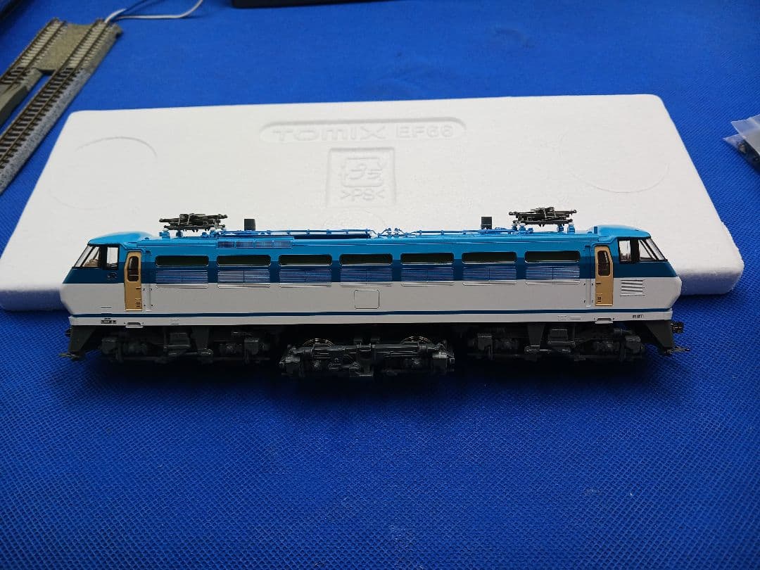 TOMIX HO-138 JR EF66形 100番台 電気機関車 (後期型)