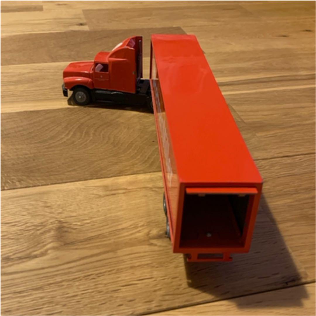 ハーマンミラー トレーラー