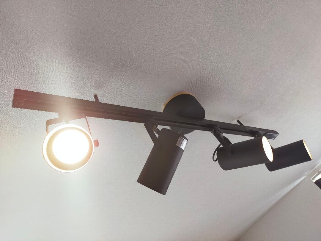 無印良品シーリングスポットライト