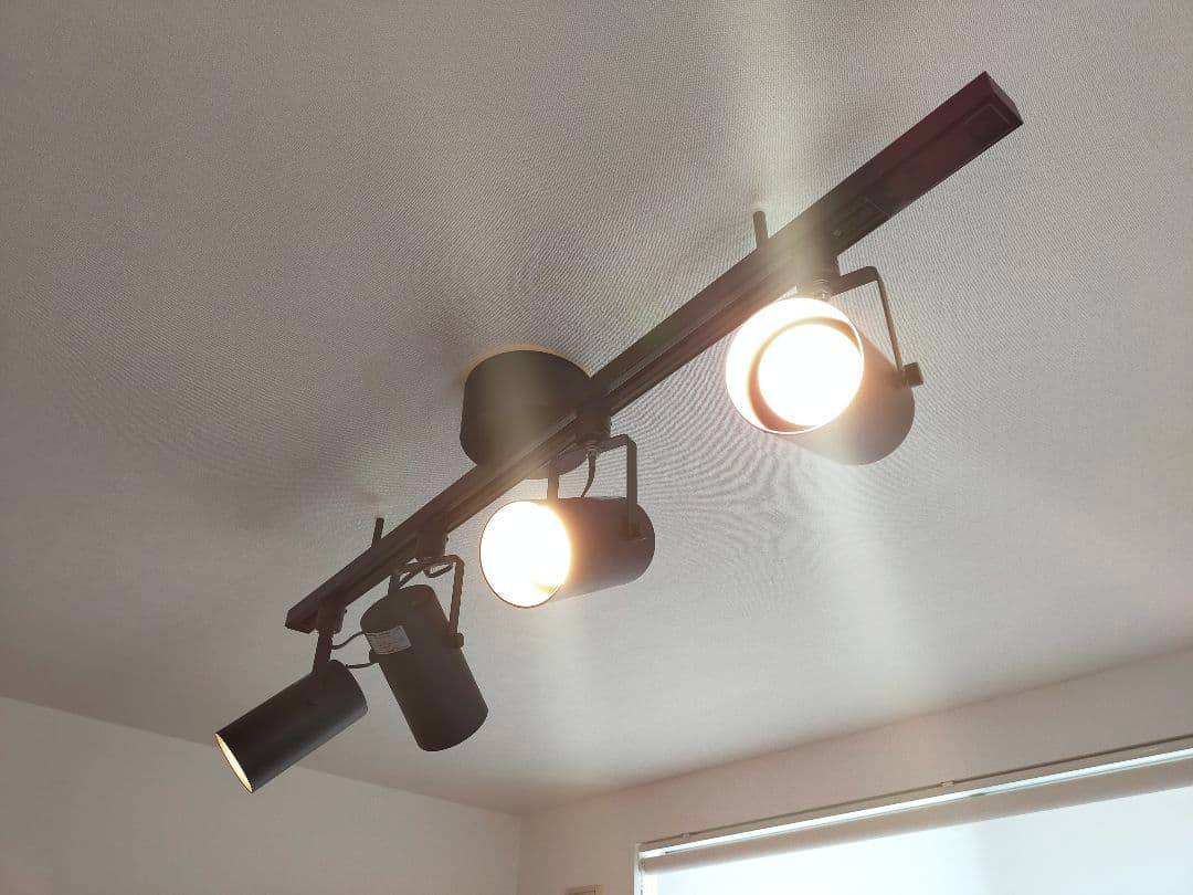 無印良品シーリングスポットライト