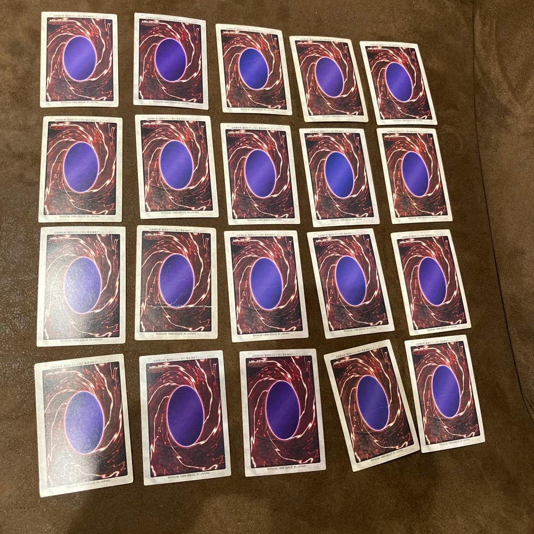 遊戯王カード バンダイ版 40枚まとめ売り - メルカリ