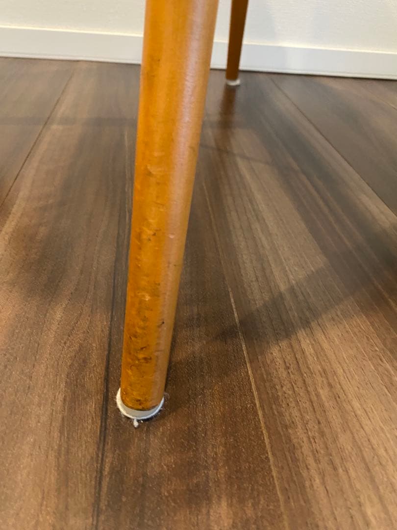 イームズ　シェルチェア　ウッドベース　ホワイト