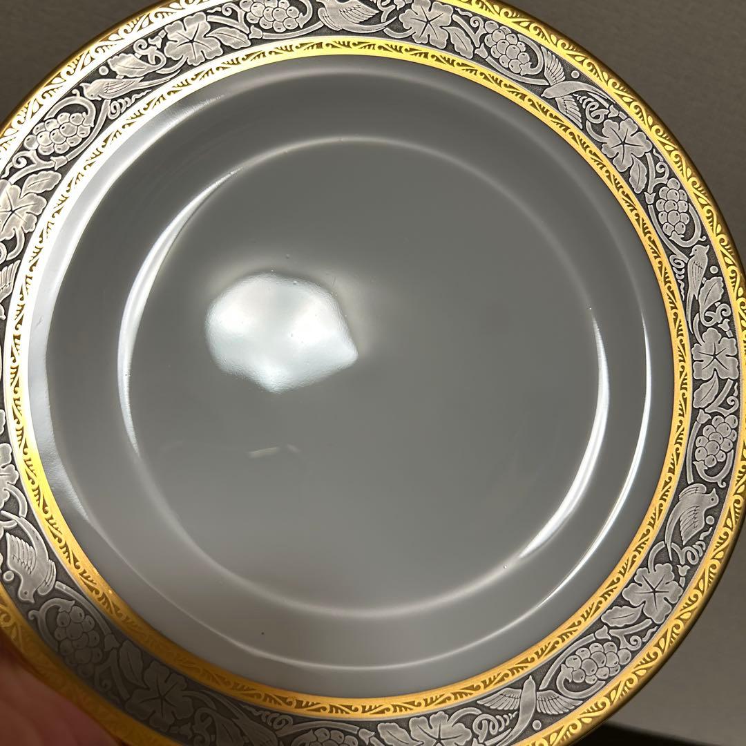 大倉陶園　白金金蝕唐草葡萄　デザートプレート　20.5cm