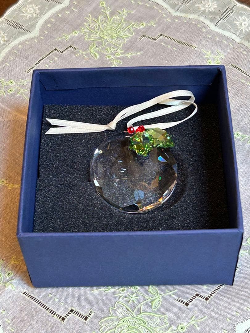 新品未使用スワロフスキークリスマスオーナメント柊ホーリー 専用箱