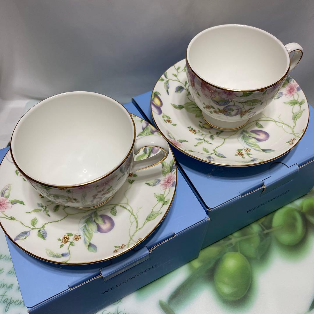 ウェッジウッド WEDGWOOD ペアティーカップ＆ソーサー スウィート