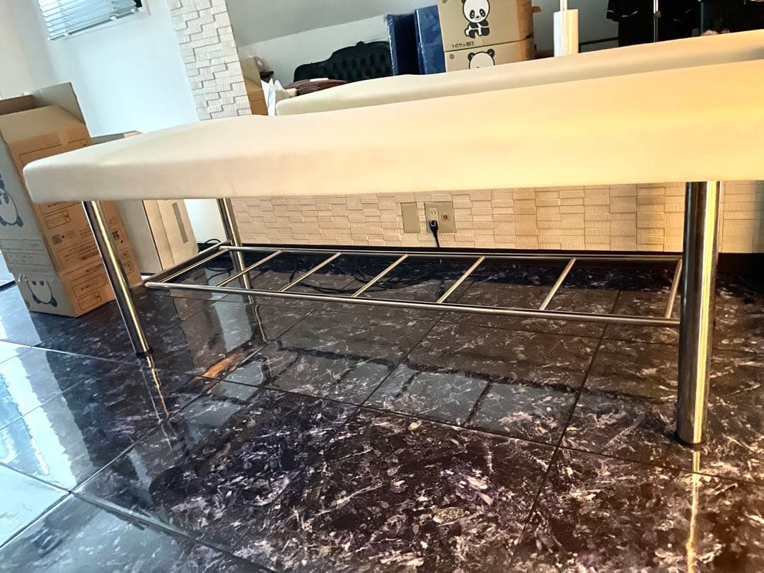 未使用　渋谷区　引取り価格　エステ　ベッド　整体　脱毛