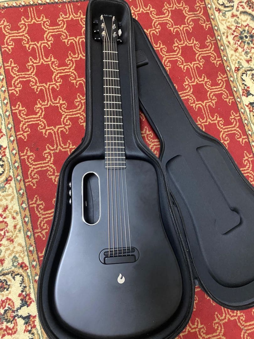 LAVA ME エレキギター ブラック ケース付き