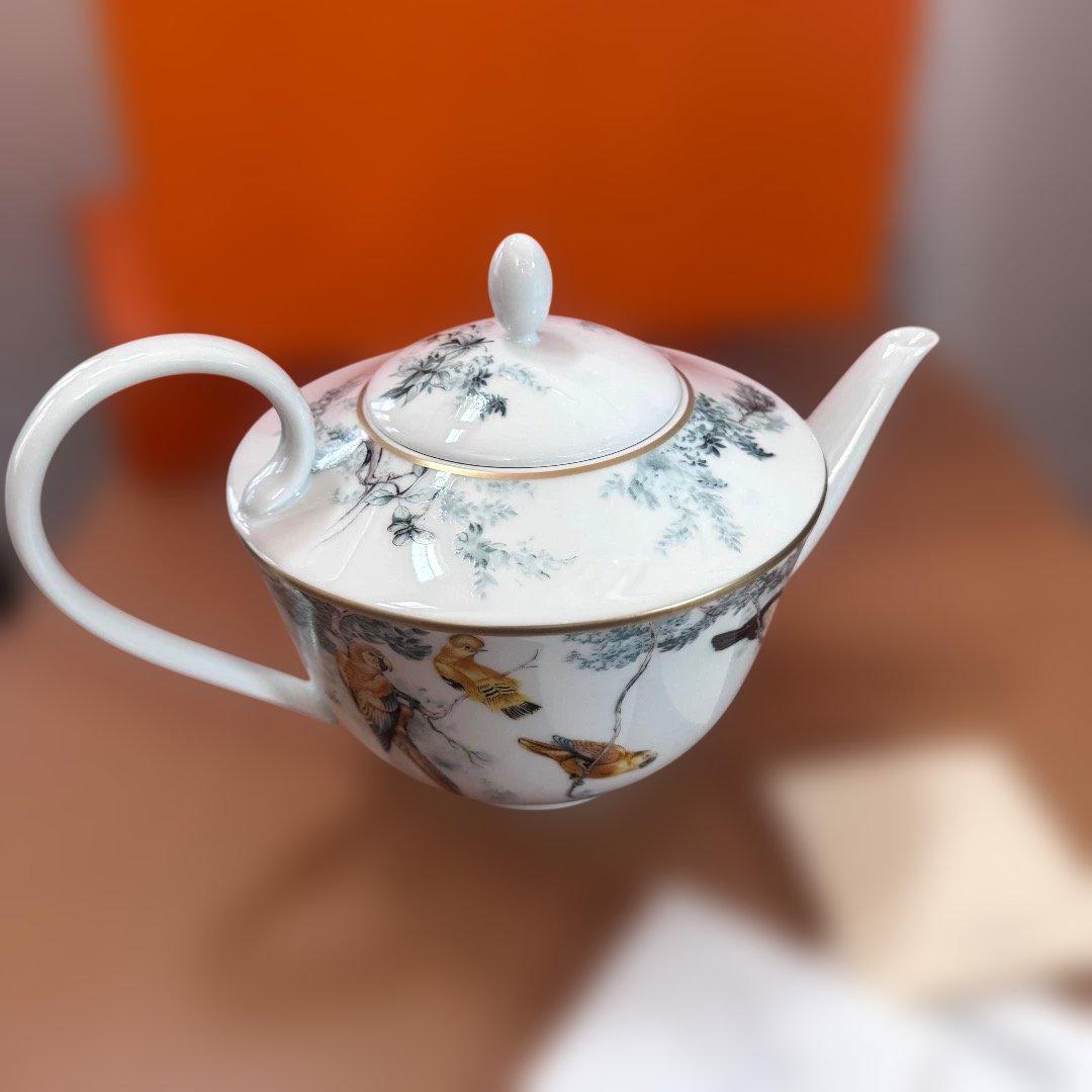 HERMES ポーセリン　ティーポット　赤道直下のスケッチ