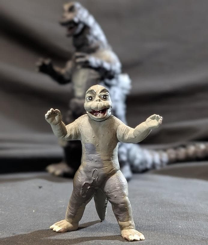 ゴジラ「ゴジラの息子」（Ｙ・ＭＳF）ソフビフィギュア＋ミニラ