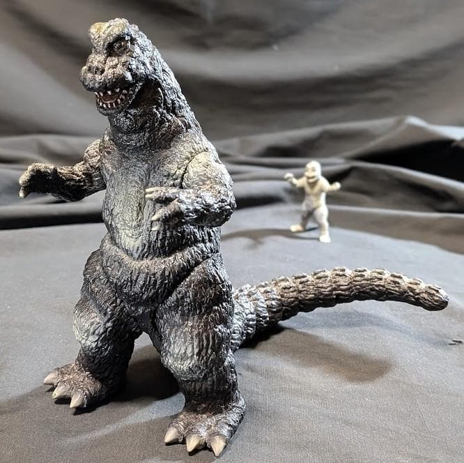 ゴジラ「ゴジラの息子」（Ｙ・ＭＳF）ソフビフィギュア＋ミニラ