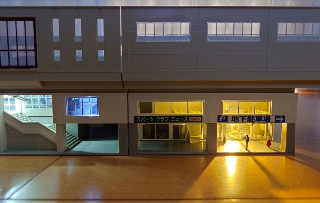 KATO Nゲージ 高架駅セット 23-125 照明キット付 - メルカリ