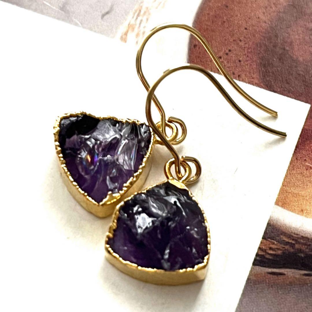 1点作品☆ 枠ロックアメジストピアス　　イヤリングに変更可能☺︎