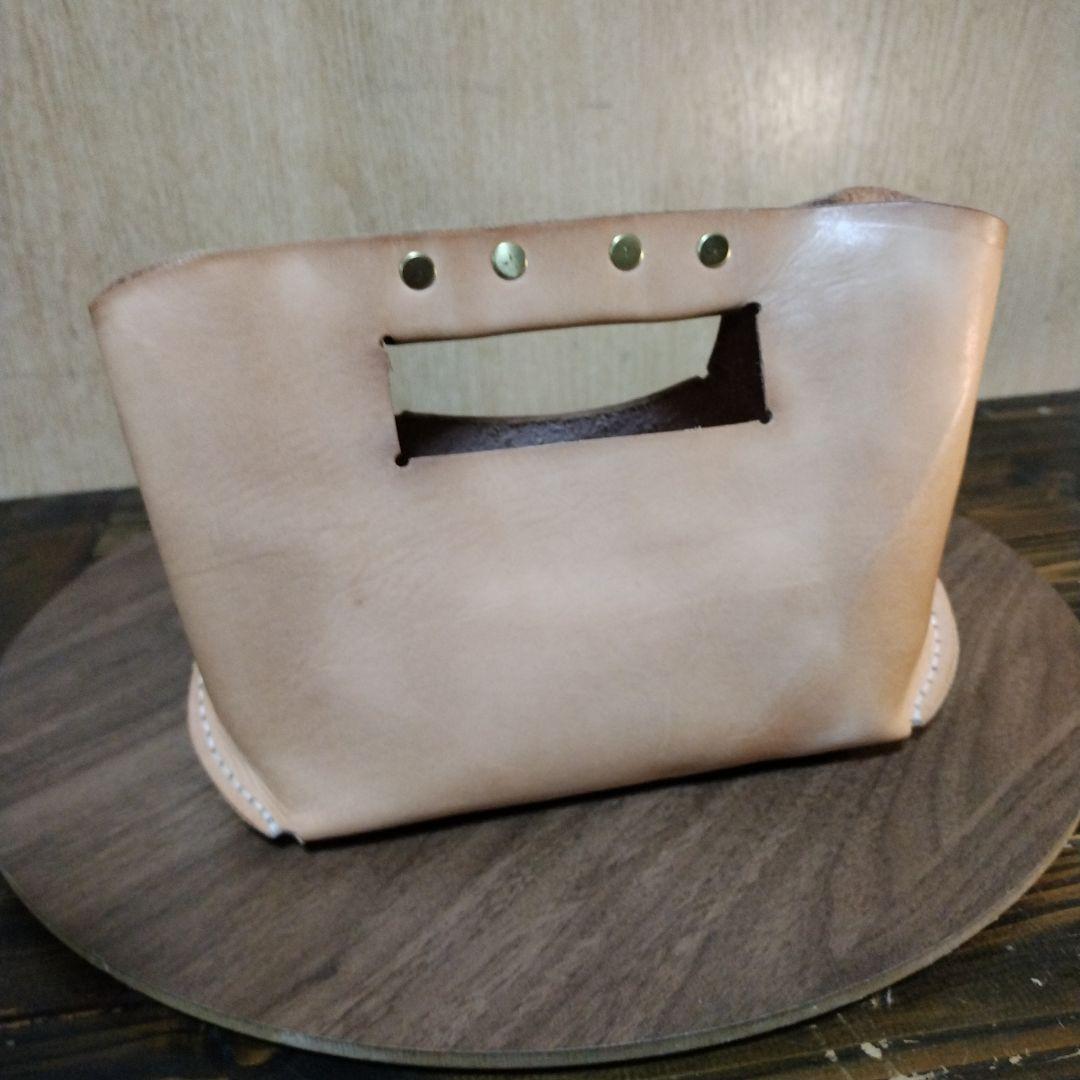 国産サドルレザー　マルチハンドバッグ　アウトドア　普段使い　通勤　ファッション4