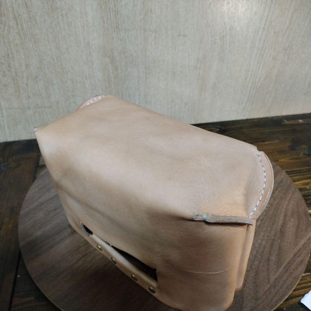 国産サドルレザー　マルチハンドバッグ　アウトドア　普段使い　通勤　ファッション4