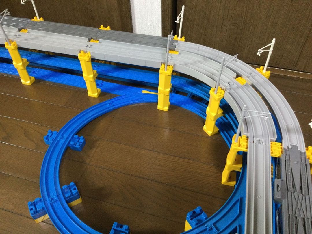 プラレール線路 高架複線3段グレー色レイアウト♪ アドバンス対応