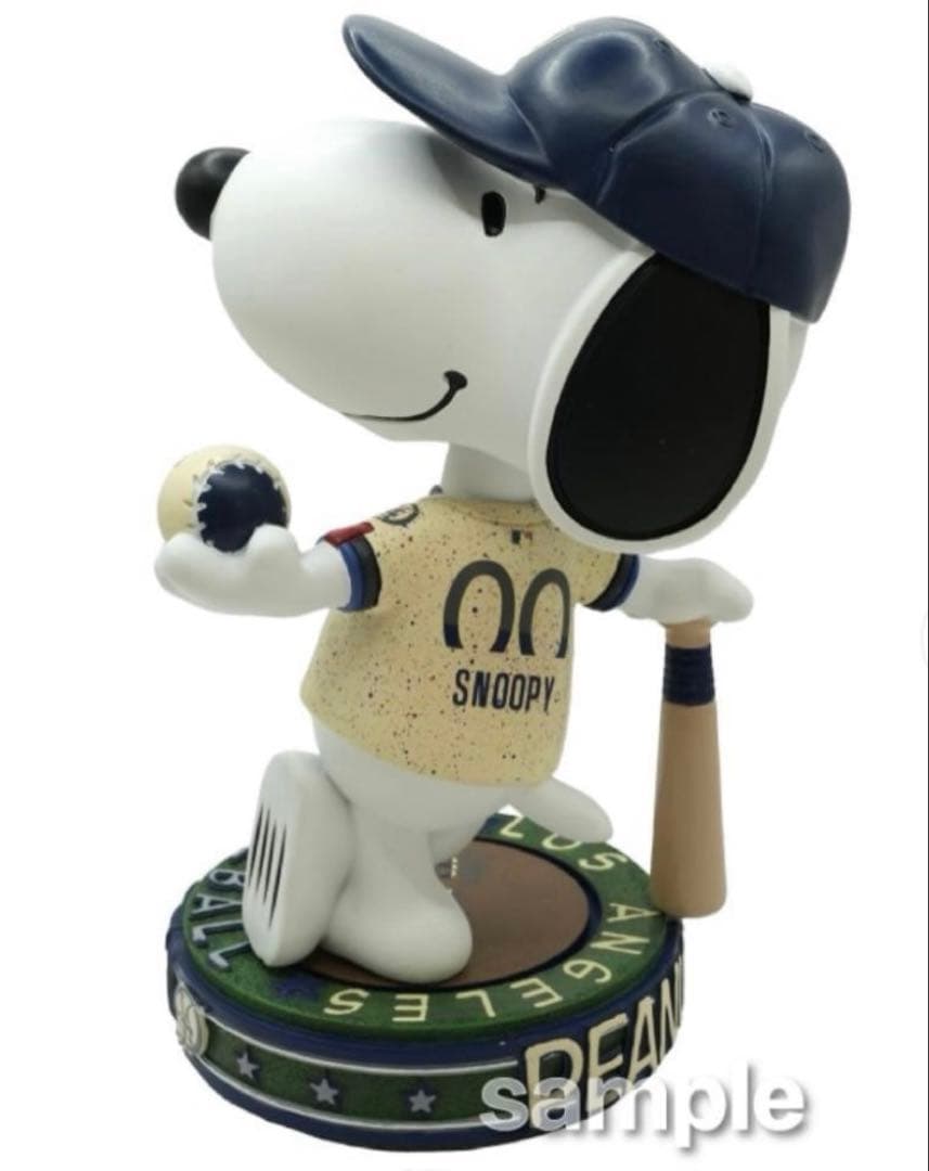 2025 ドジャース SNOOPY ボブルヘッド 9.5インチ郵便局限定500体
