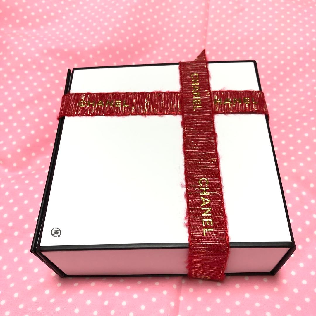 新品 シャネル N°5 ロー オードゥ トワレット 特別限定品