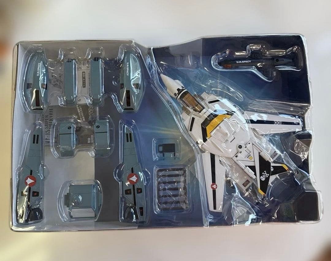 未使用】1/55VF-1S スーパーバルキリー ロイ•フォッカー機 可変戦闘機
