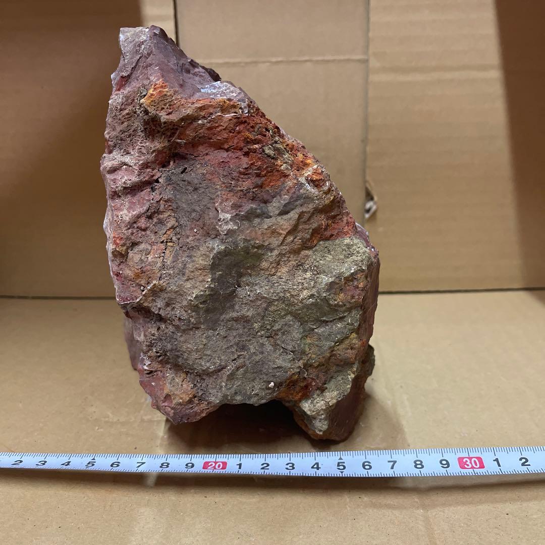 新潟県佐渡　赤玉石　天然石　縁起物　魔除け