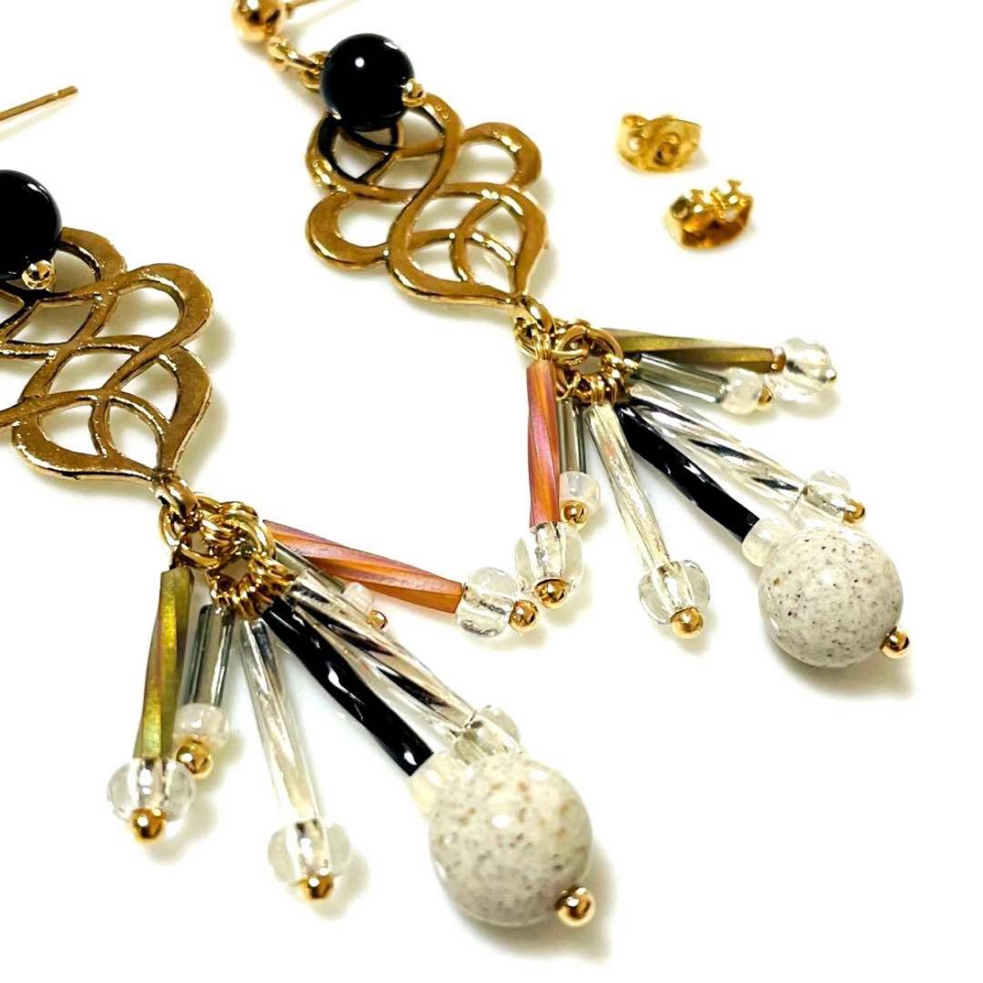 品質AAA 北投石 とオニキスのエターナル メタルプレート ポスト ピアス mg