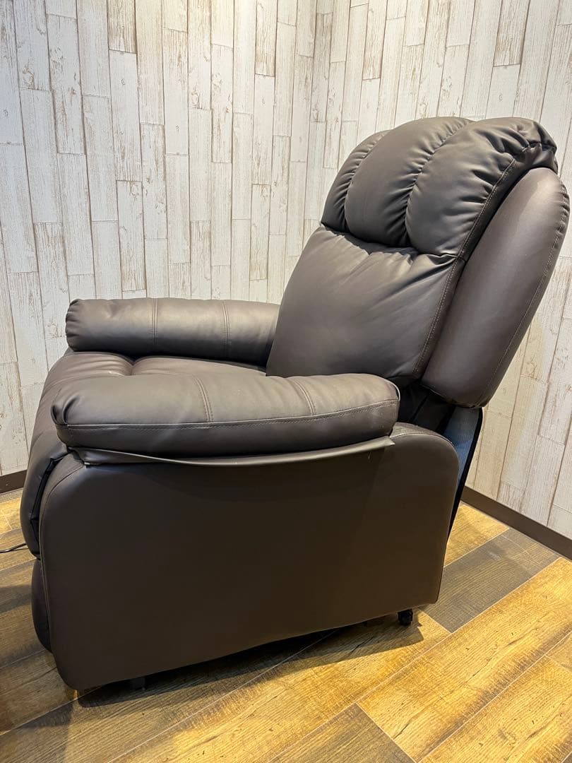 【現地受取限定】ブラウン リクライニングソファ SHIFFON Jr.