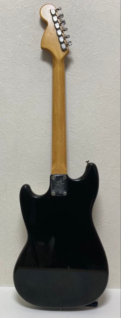 p*y様 （ビンテージ）FENDER MUSICMASTER 1977 フェンダ - メルカリ