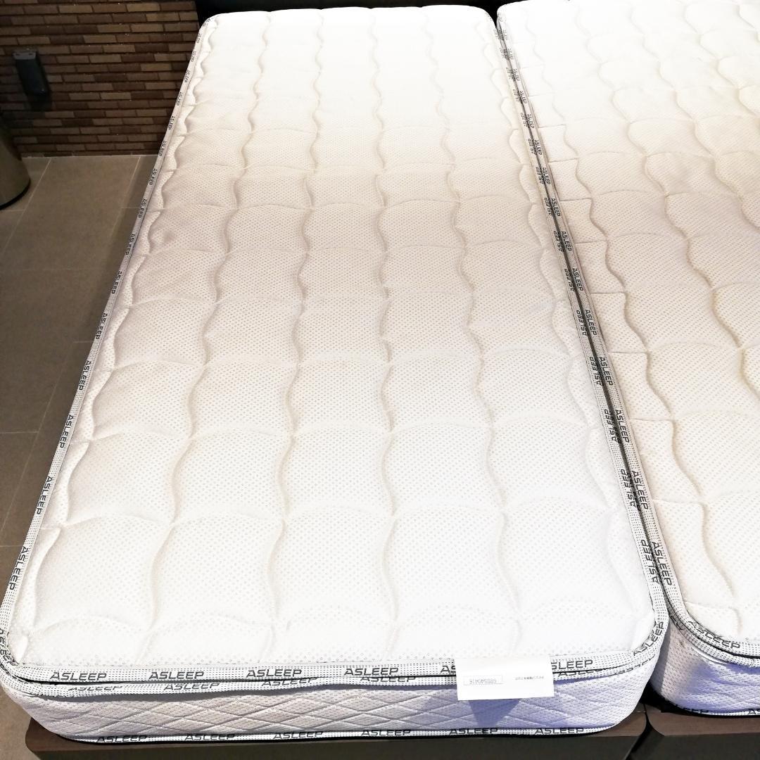 ◇美品　ASLEEP フレーム＋マットレス　セミシングル２台
