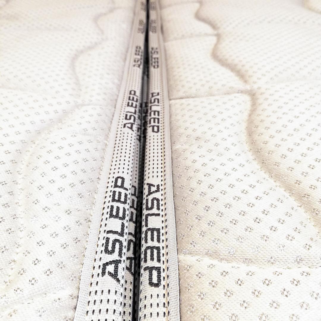 ◇美品　ASLEEP フレーム＋マットレス　セミシングル２台