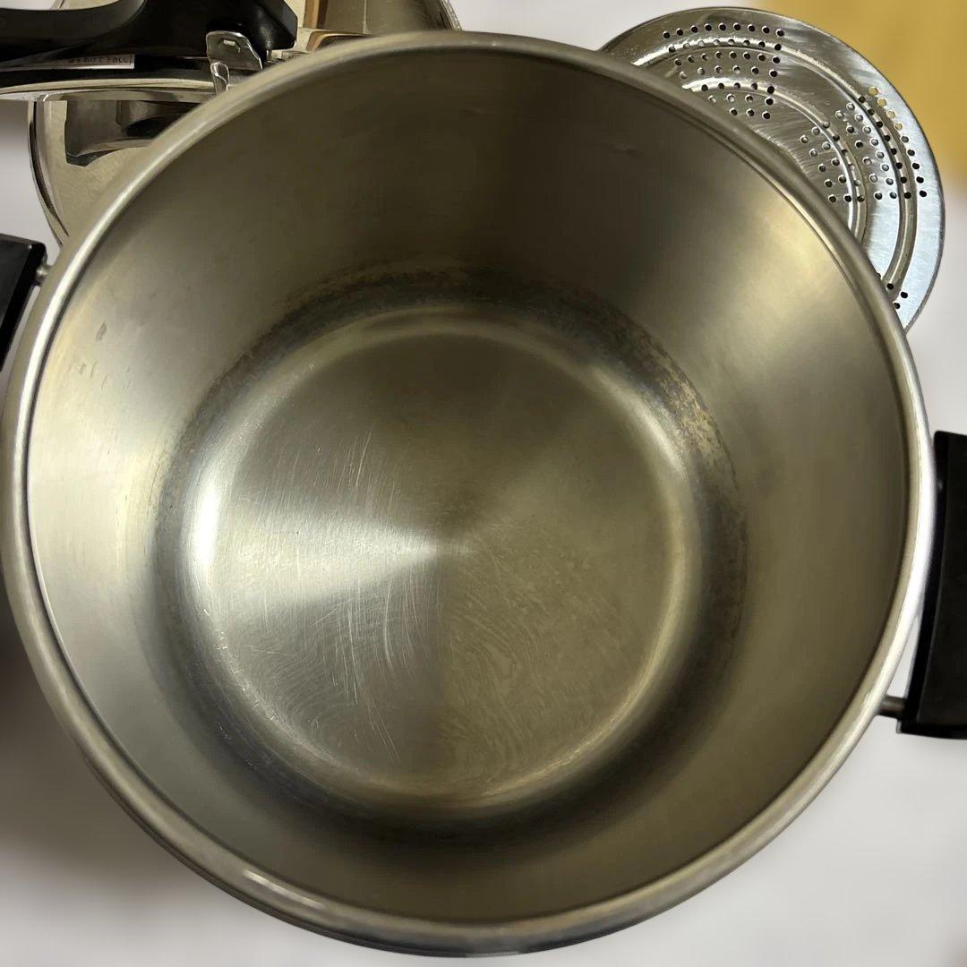 LAGOSTINA18/10圧力鍋ラゴスティーナ 圧力鍋 7Lイタリア製