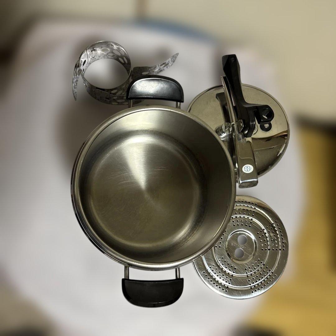 LAGOSTINA18/10圧力鍋ラゴスティーナ 圧力鍋 7Lイタリア製