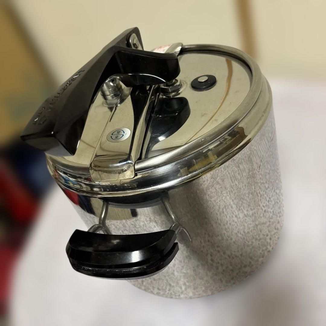 LAGOSTINA18/10圧力鍋ラゴスティーナ 圧力鍋 7Lイタリア製