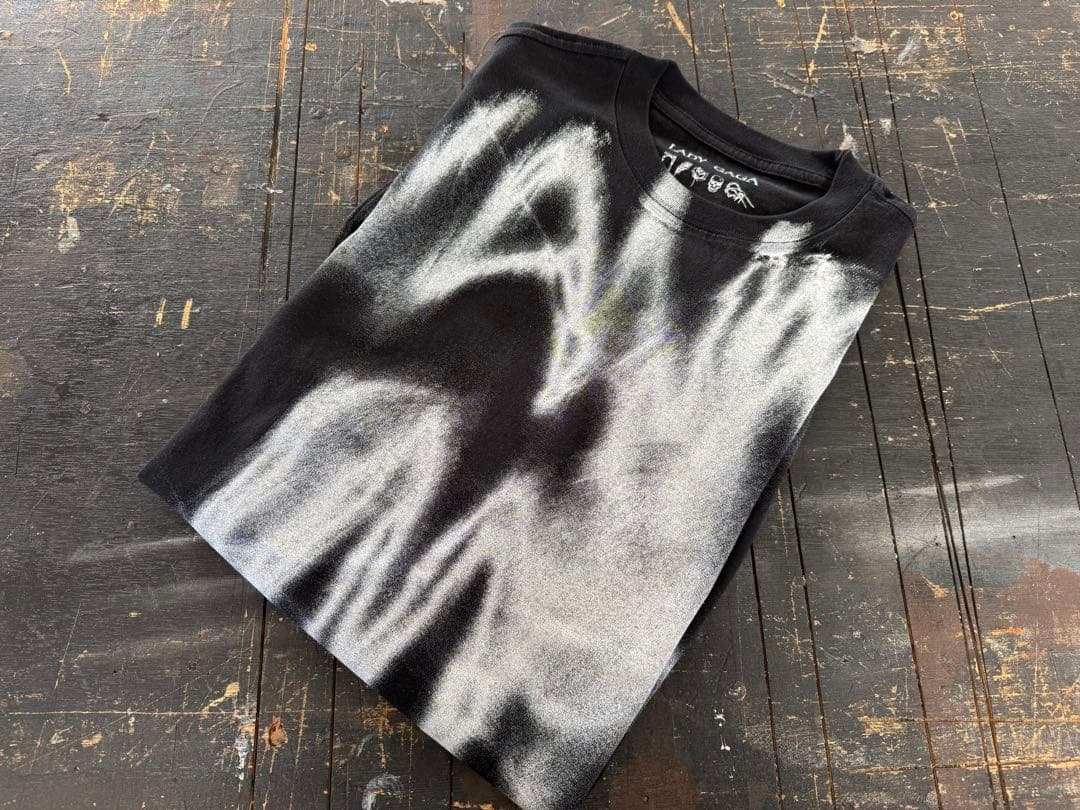 新品)レディーガガ VIPGOLD 最前列 Tシャツ S〜最安値〜 - メルカリ