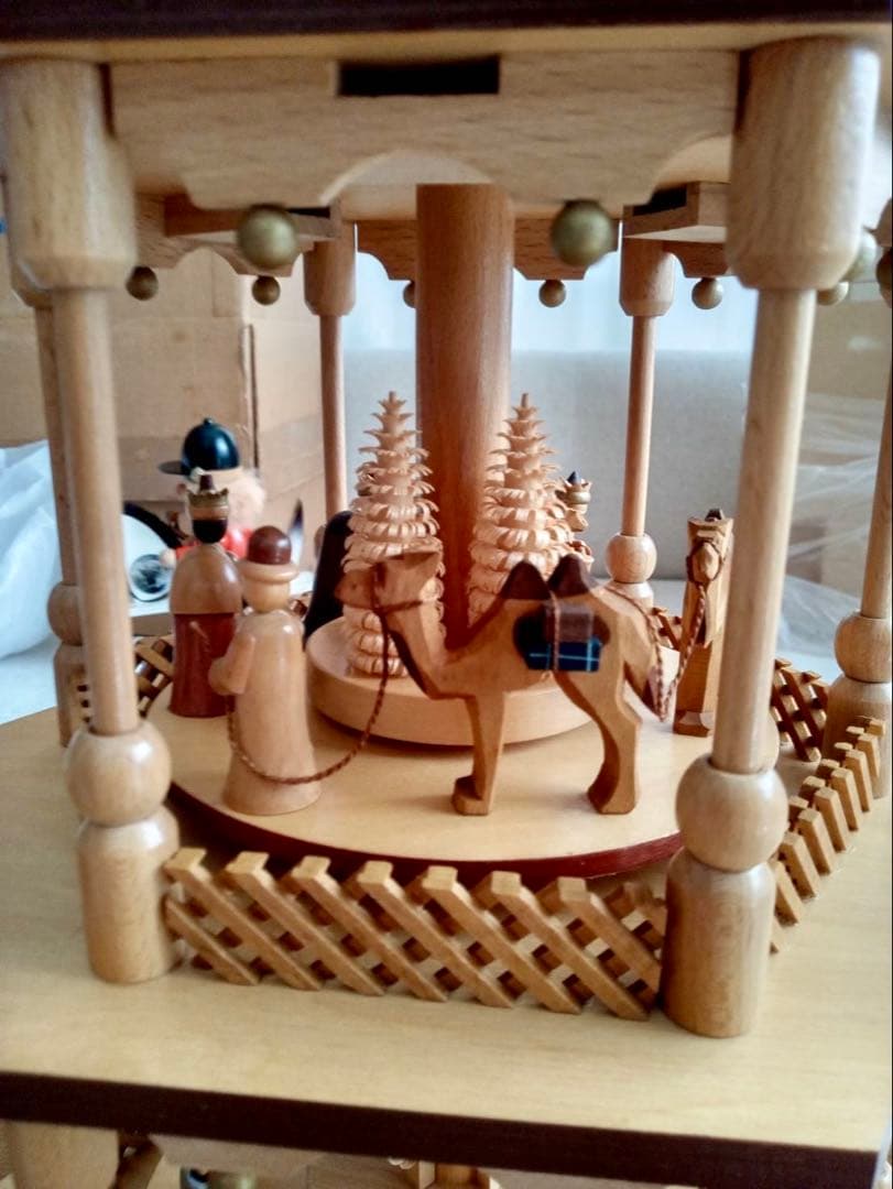 tykkylumi　　クリスマスピラミッド　特大　5段　ドイツ　ザイフェン