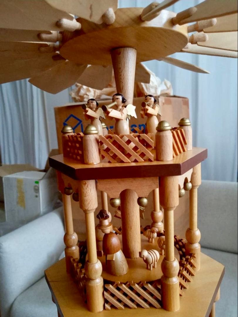 tykkylumi　　クリスマスピラミッド　特大　5段　ドイツ　ザイフェン