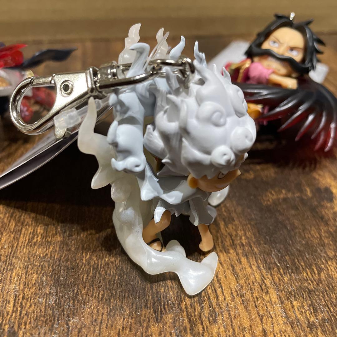 ワンピース フィギュアキーホルダー ニカ ⚠︎シャンクス⚠︎ ロジャー